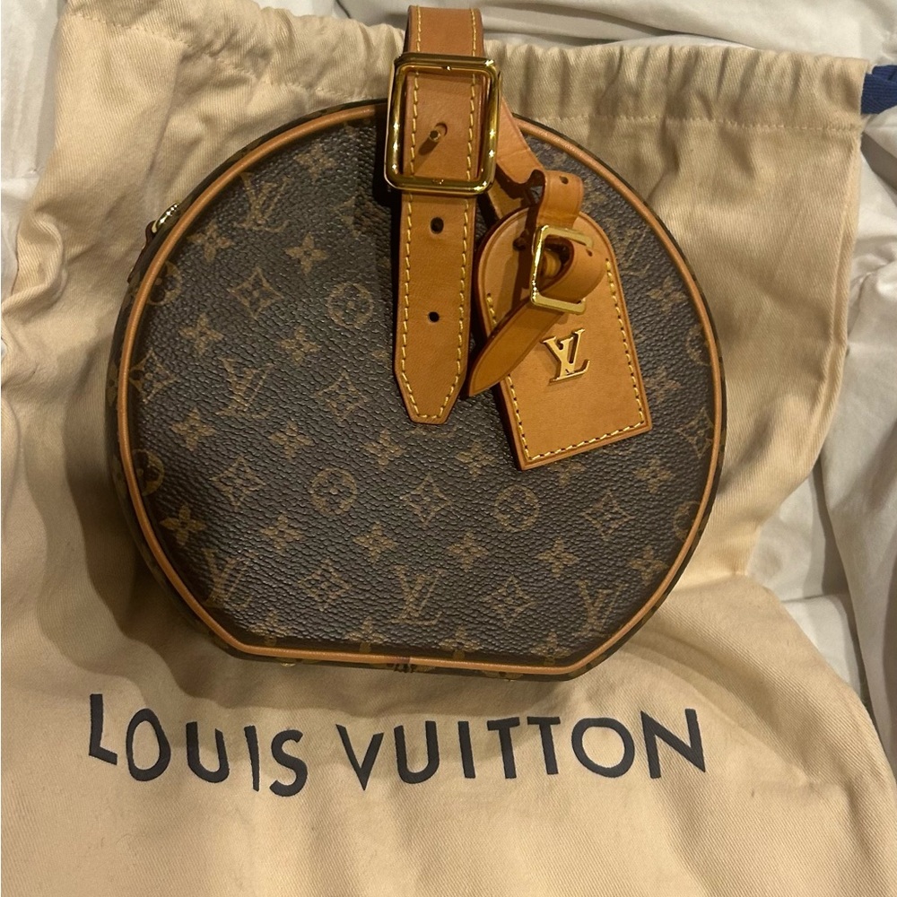 Louis Vuitton Monogram Petite Boite Chapeau - Picture 4 of 10